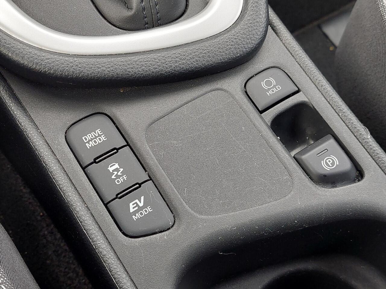 Toyota YARIS 1.5 Hybrid Active CRUISE | NAVI | NL auto | rijklaarprijs!!