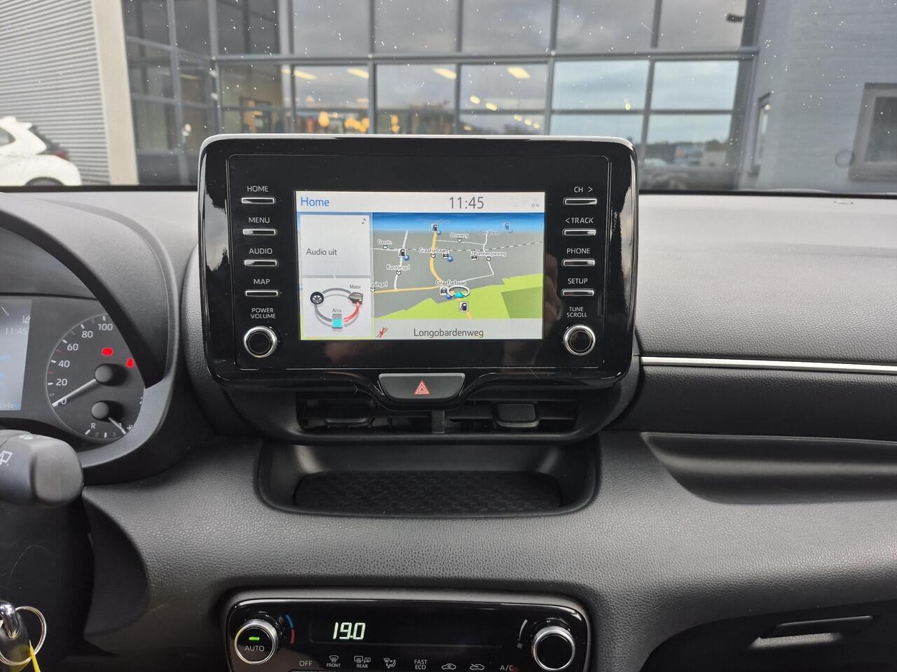 Toyota YARIS 1.5 Hybrid Active **NAVIGATIE/ PARKEERCAMERA/ GARANTIE**