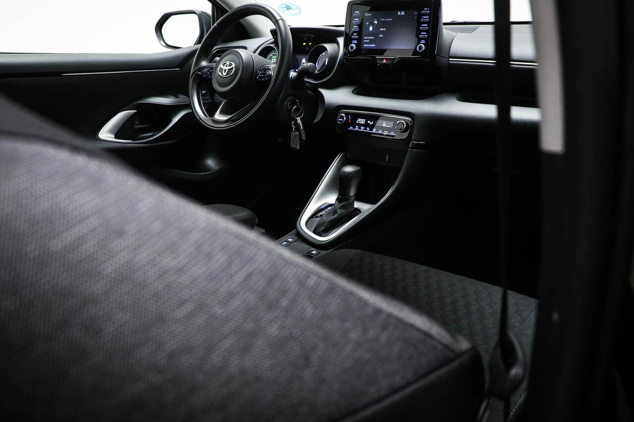 Toyota YARIS 1.5 Hybrid Dynamic | LED | DAB | APPLE | CAMERA