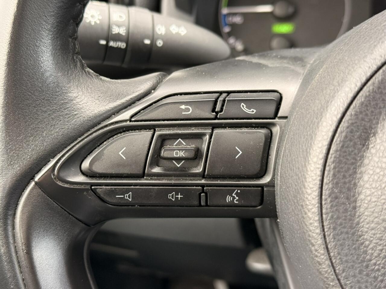 Toyota YARIS 1.5 Hyb. Active | Navigatie | Camera | Climate