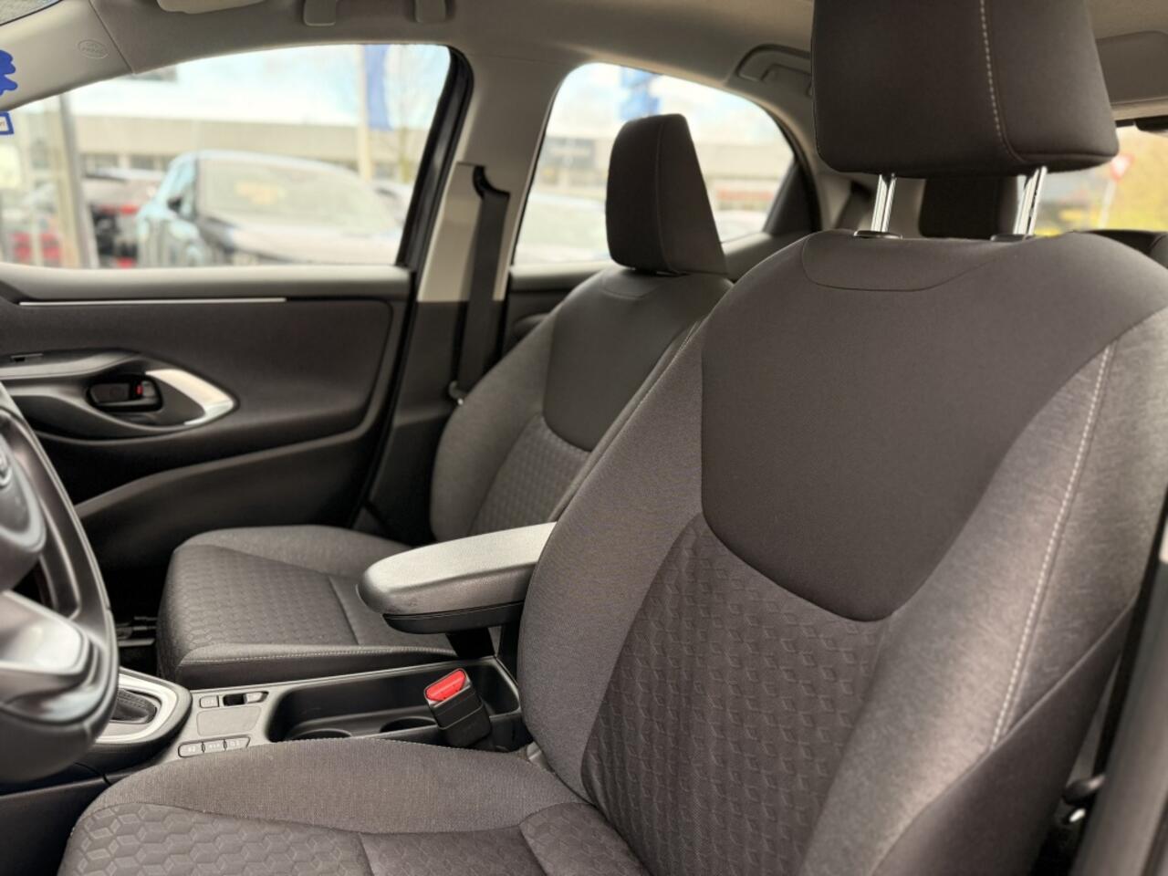 Toyota YARIS 1.5 Hyb. Active | Navigatie | Camera | Climate