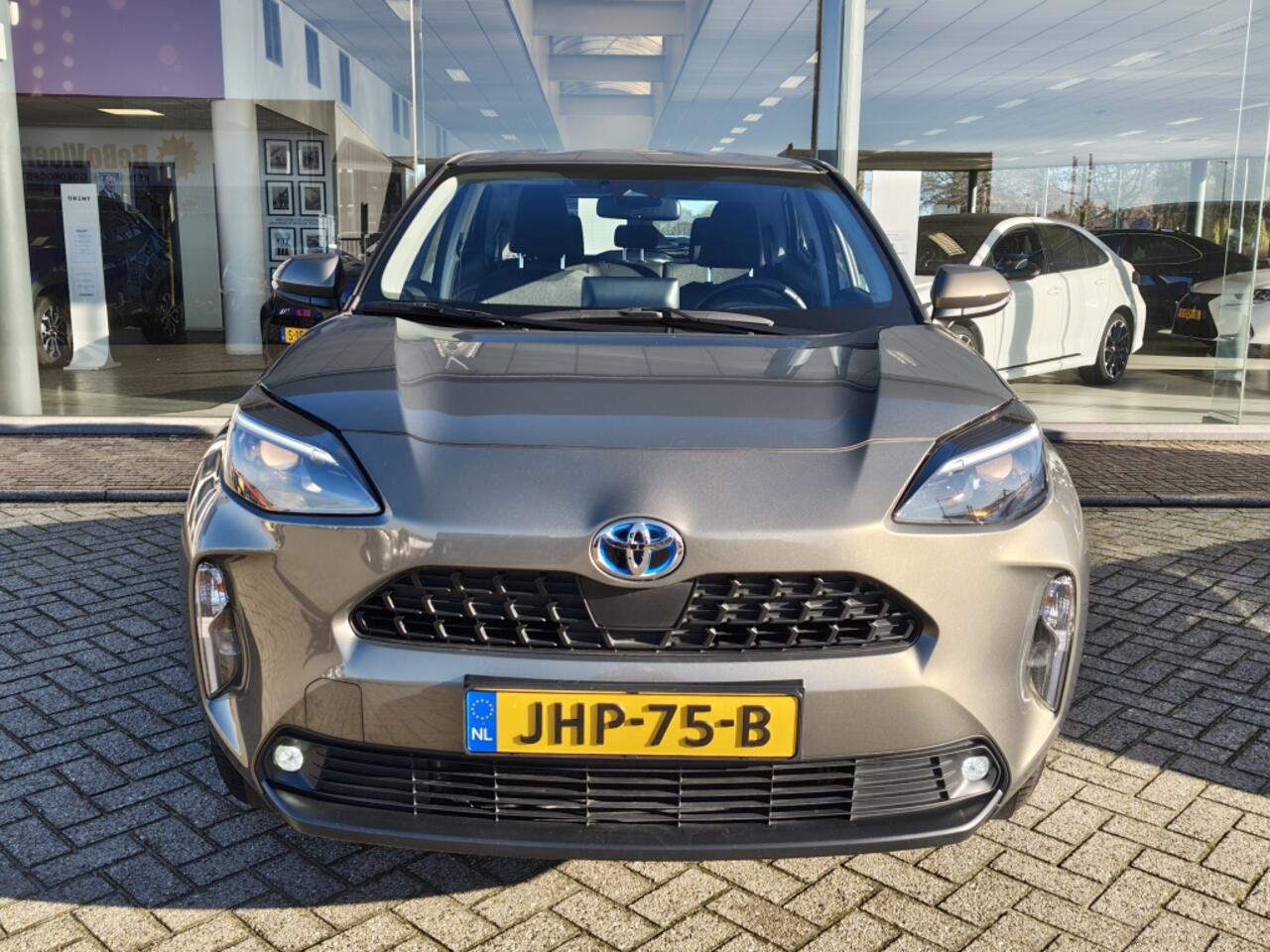 Toyota YARIS 1.5 Hybrid Active | All Weather | Adaptieve Cruise | El. Spiegel