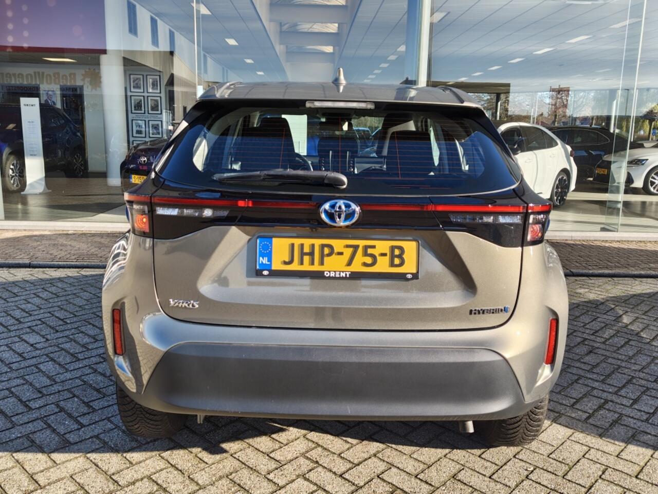 Toyota YARIS 1.5 Hybrid Active | All Weather | Adaptieve Cruise | El. Spiegel