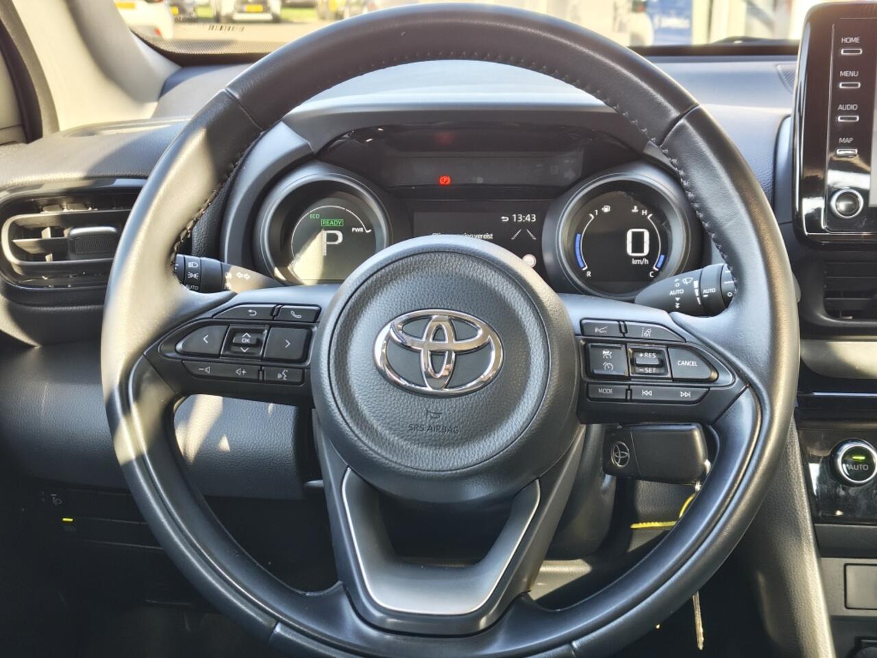 Toyota YARIS 1.5 Hybrid Active | All Weather | Adaptieve Cruise | El. Spiegel