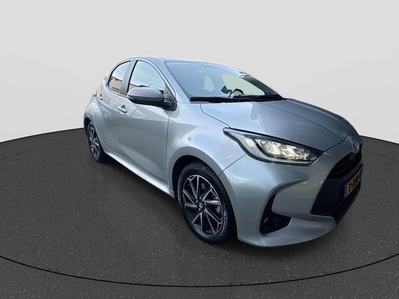 Toyota YARIS 1.5 Hybrid Dynamic | Rijklaar | 4 seizoen | AppleCarplay