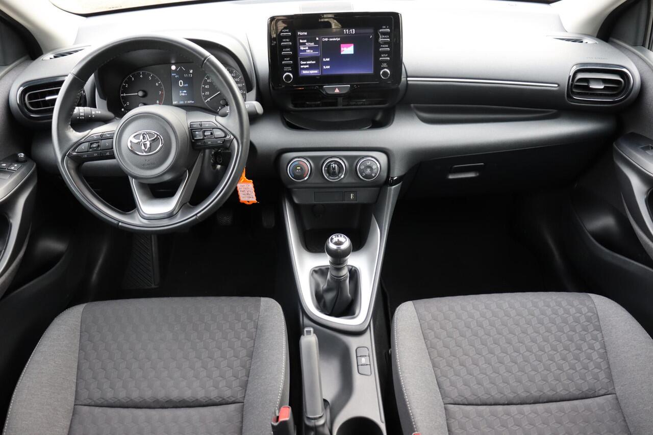 Toyota YARIS 1.5 VVT-i Active, Parkeercamera, Cruise Control