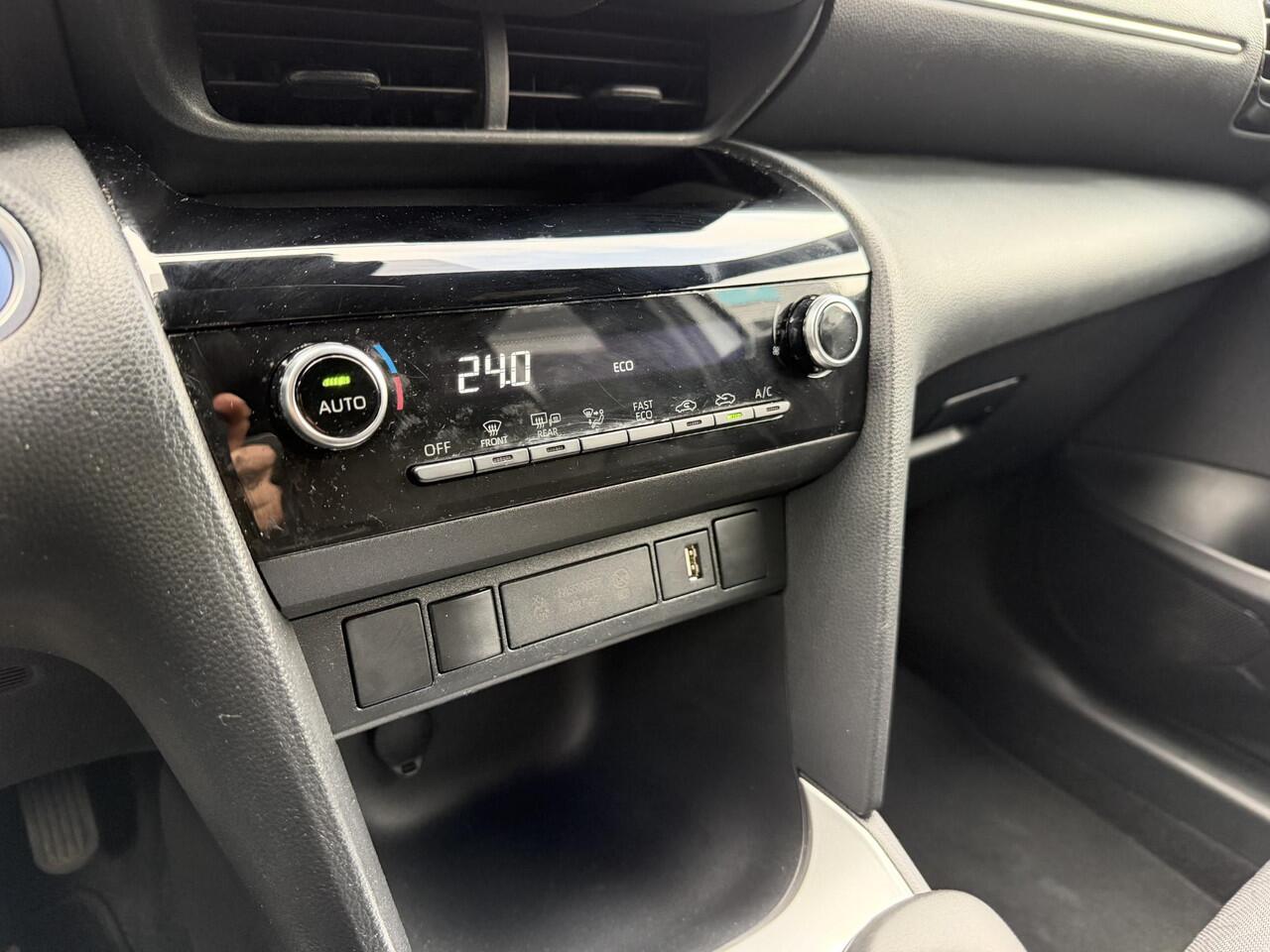 Toyota YARIS Cross 1.5 Hybrid 115 Dynamic sidesteps l Camera l Navigatie