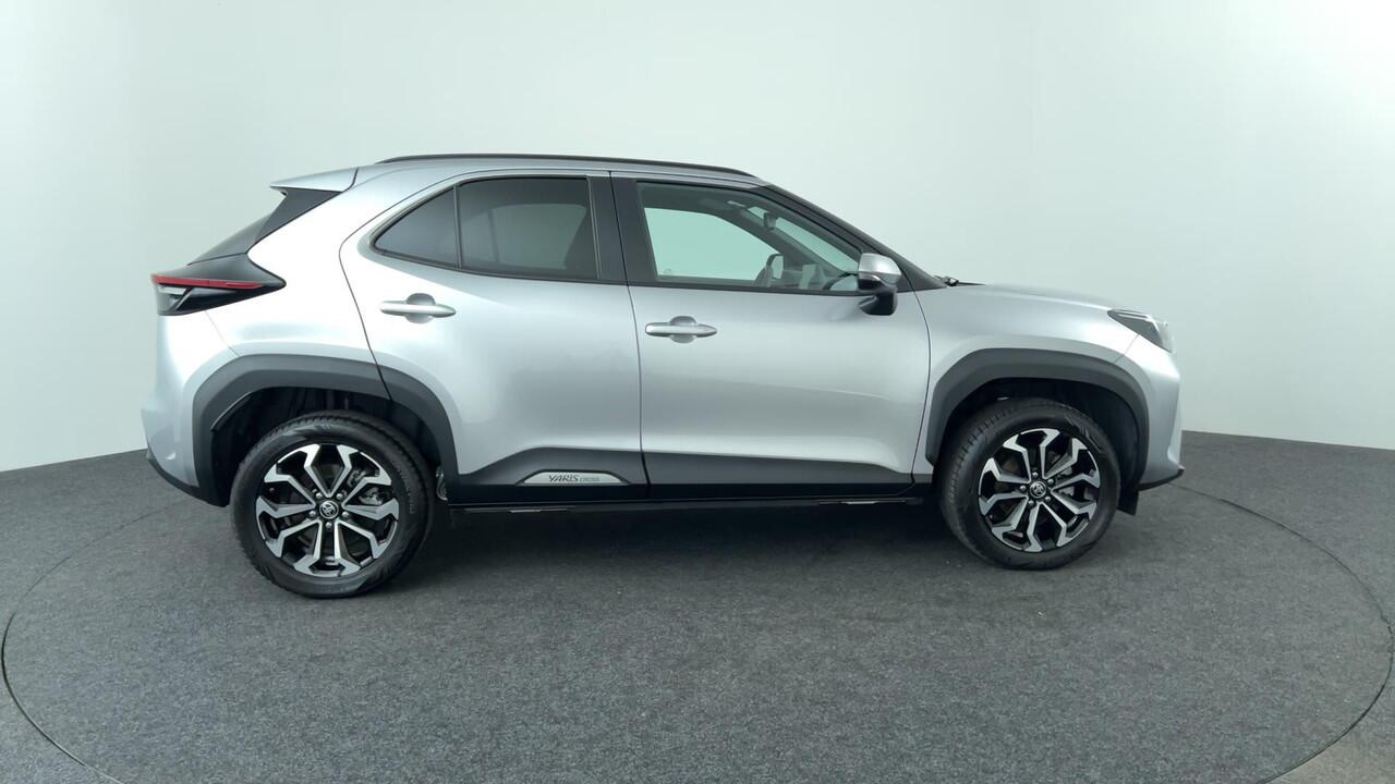 Toyota YARIS Cross 1.5 Hybrid Dynamic | Trekhaak | Navigatie | All seasonbanden |