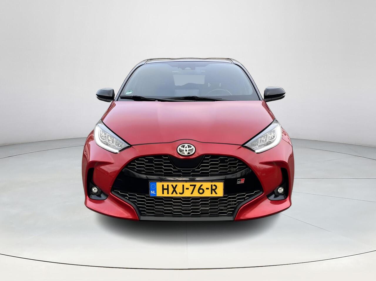 Toyota YARIS 1.5 Hybrid GR Sport | JBL Audio | Navigatie | Dode hoek waarschuwing | Stoelverwarming |