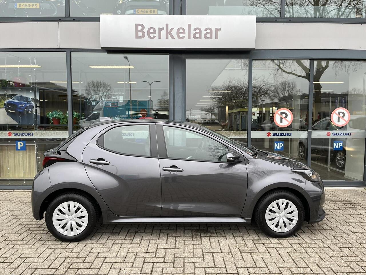 Toyota YARIS 1.5 VVT-i Active