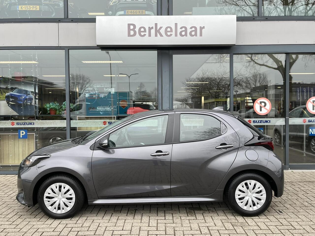 Toyota YARIS 1.5 VVT-i Active