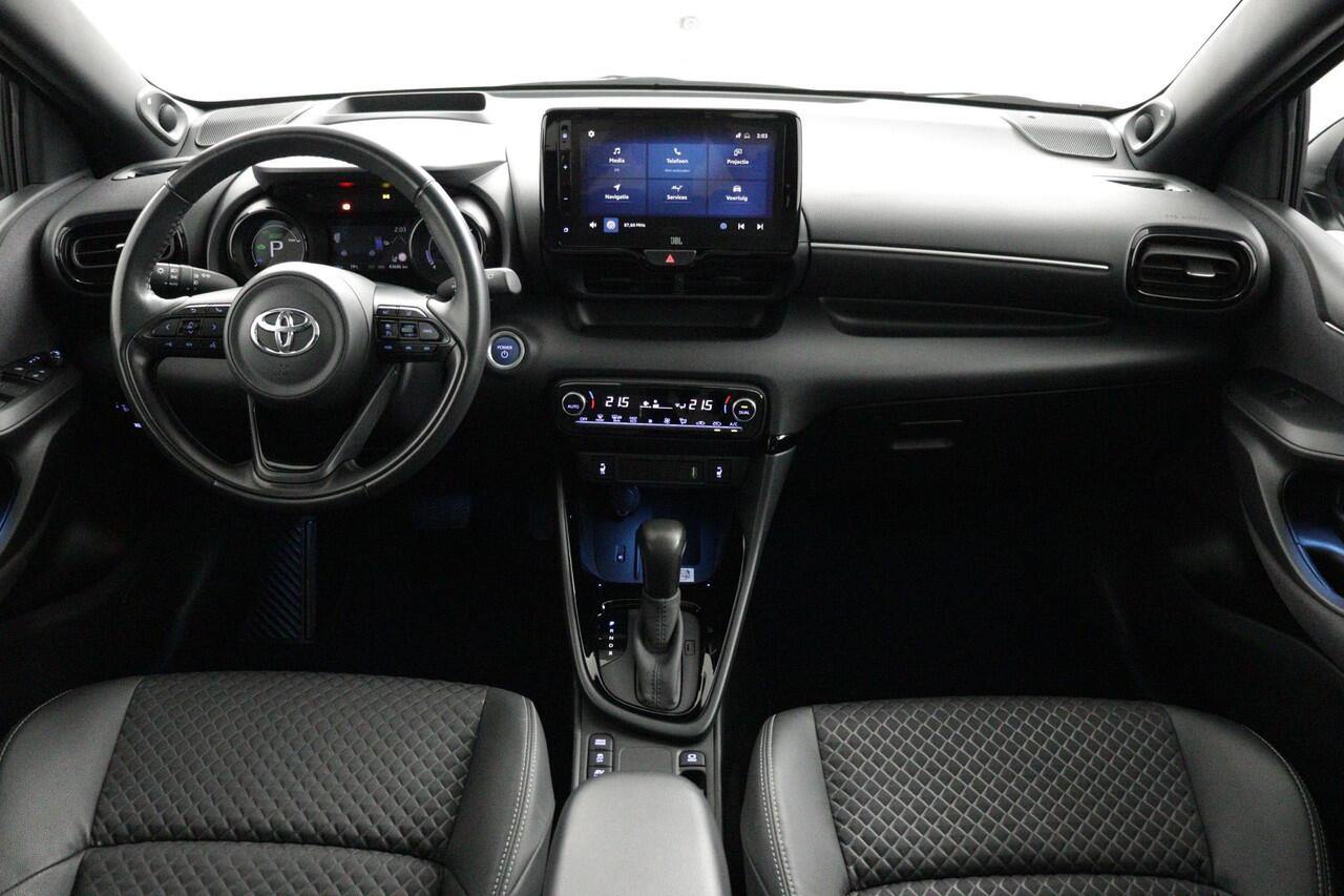 Toyota YARIS 1.5 Hybrid Executive | Limited | Head-up Display | Panoramadak| Bi-tone |