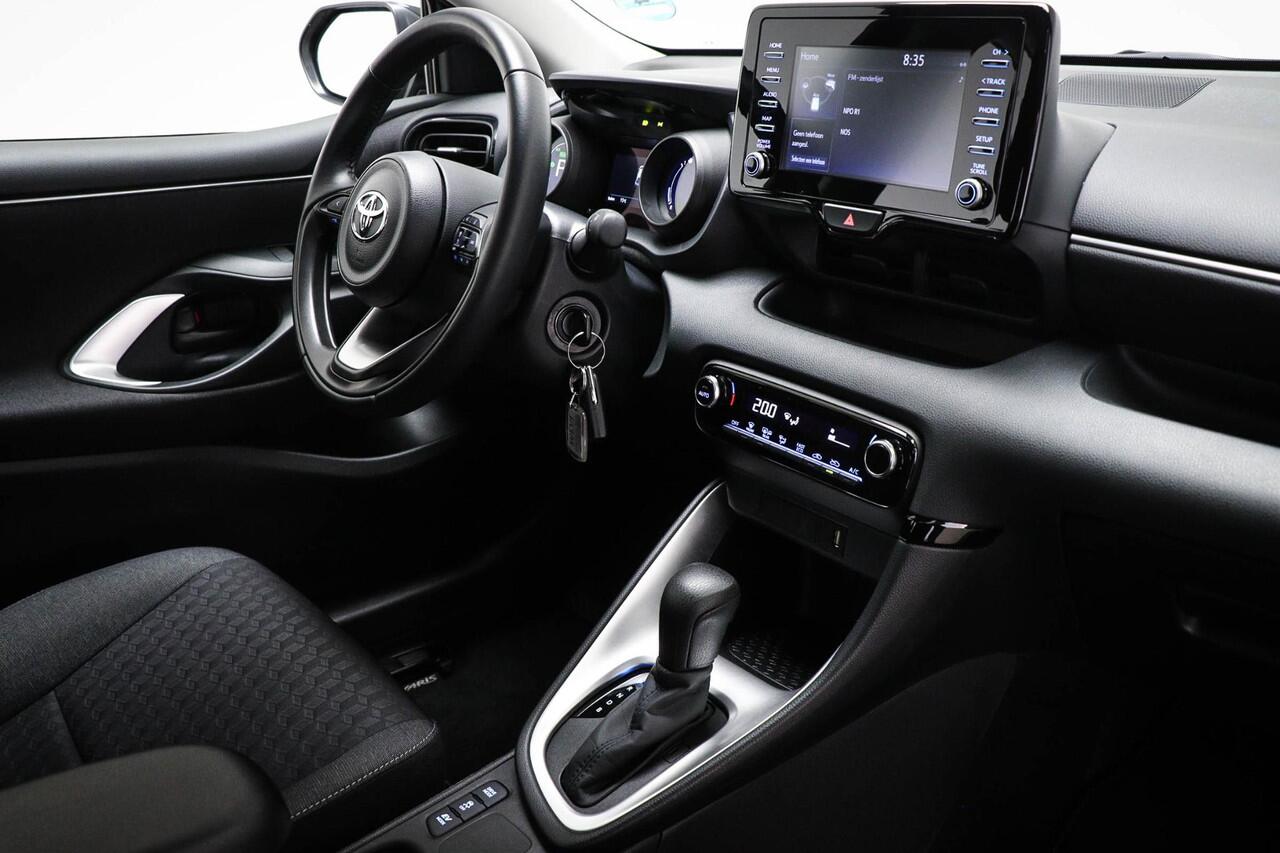 Toyota YARIS 1.5 Hybrid Dynamic | LED | DAB | APPLE | CAMERA