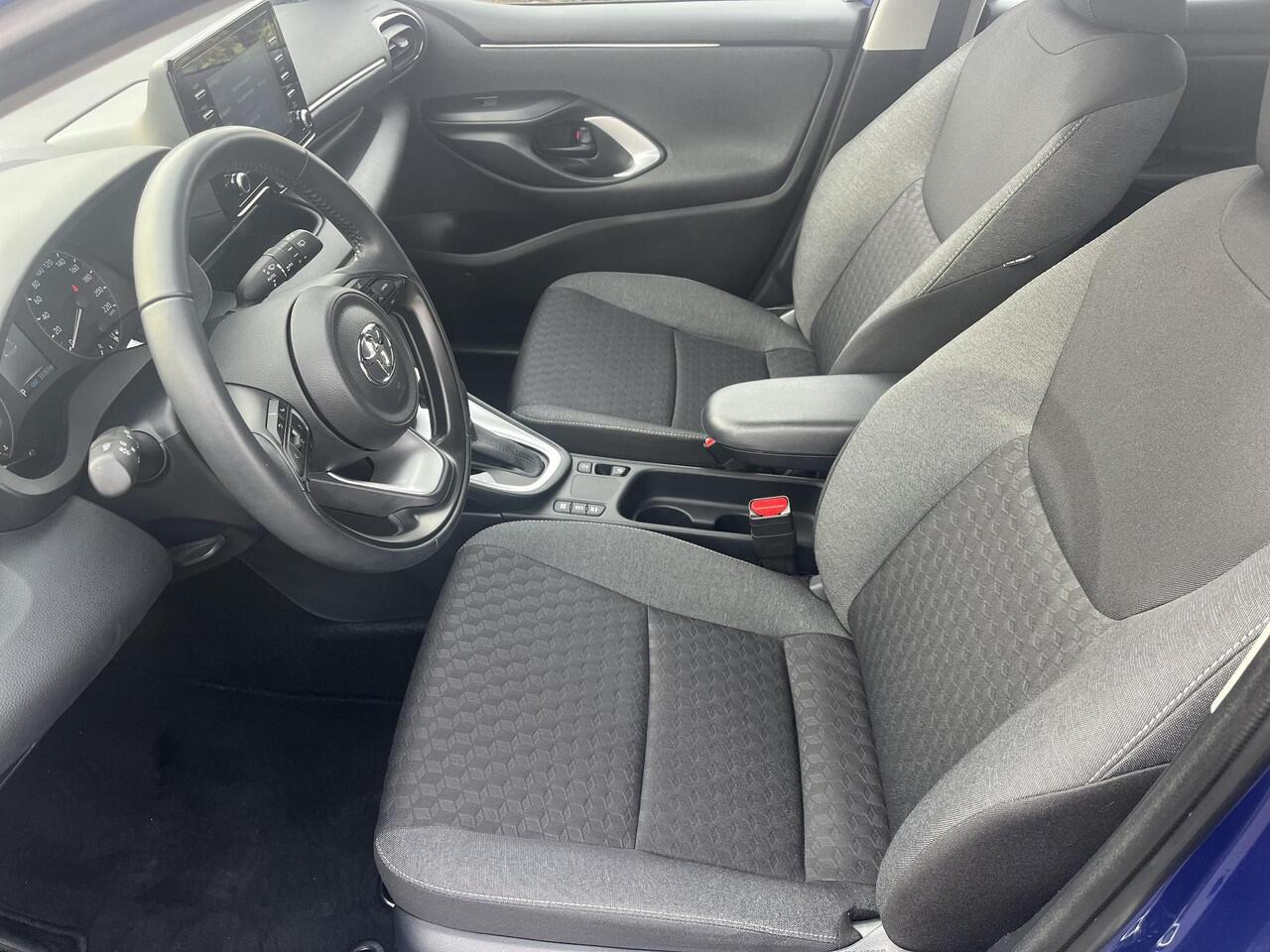 Toyota YARIS 1.5 Hybrid Active | 1e eigenaar | Dealeronderhouden | Carplay | Parkeercamera |