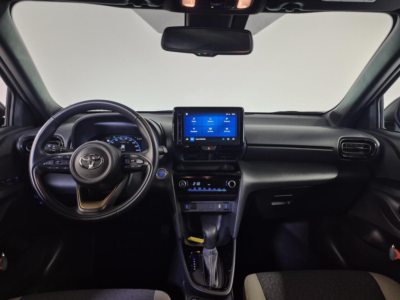 Toyota YARIS Cross 1.5 Hybrid Explore | PDC V+A | Stoelverwarming | Full-LED | Keyless | Carplay draadloos |