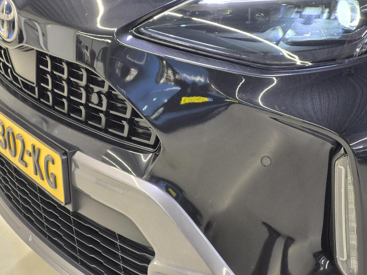 Toyota YARIS Cross 1.5 Hybrid Explore | PDC V+A | Stoelverwarming | Full-LED | Keyless | Carplay draadloos |