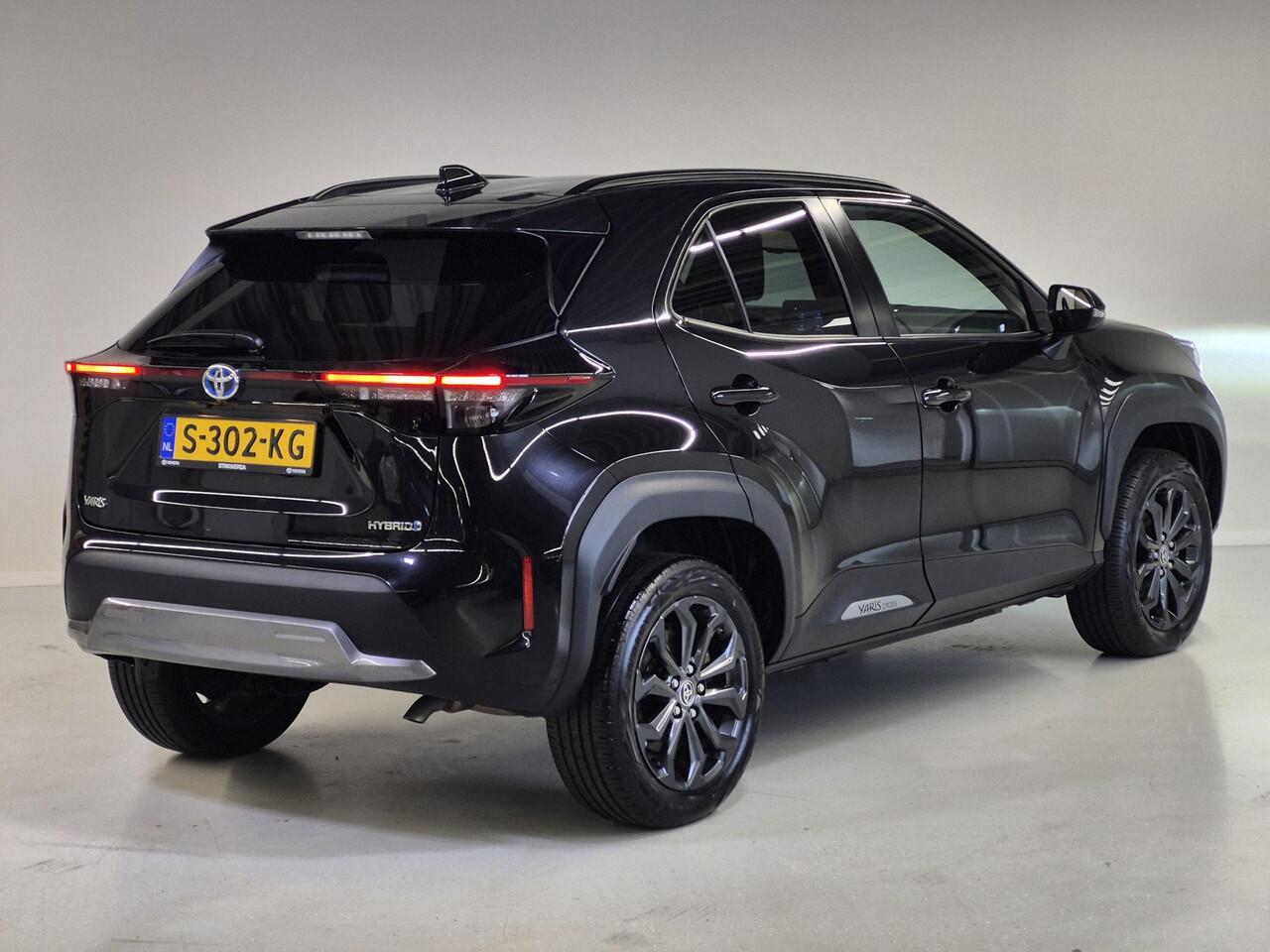 Toyota YARIS Cross 1.5 Hybrid Explore | PDC V+A | Stoelverwarming | Full-LED | Keyless | Carplay draadloos |