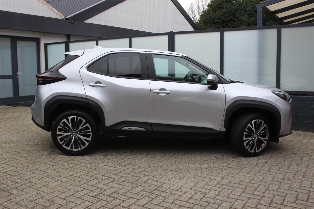 Toyota YARIS Cross 1.5 Hybrid Executive Navi/Carplay, Bliss, Elek achterklep, JBL, Enz