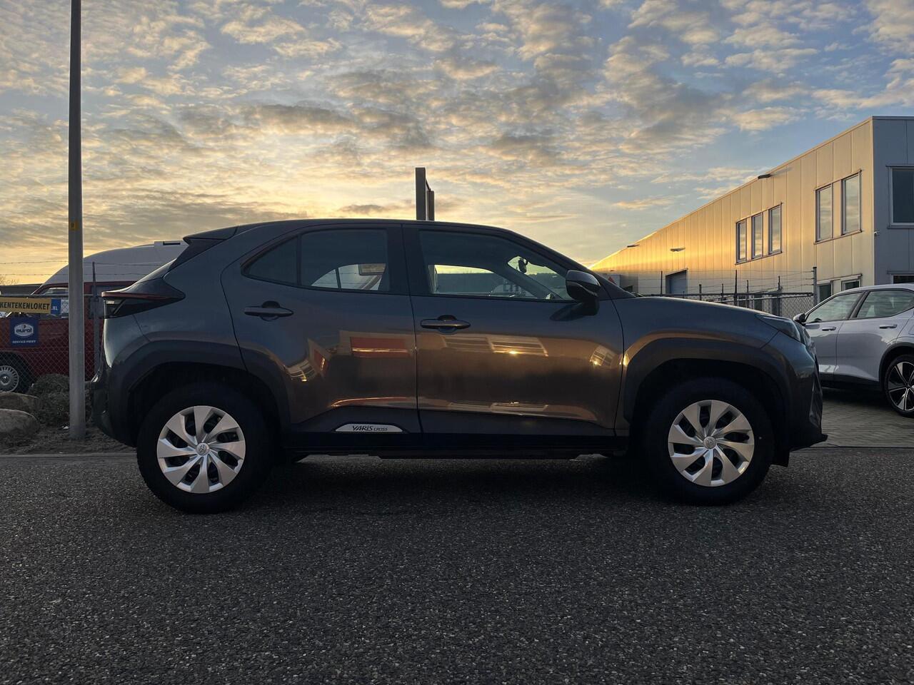 Toyota YARIS Cross 1.5 Hybrid Comfort | Adaptive Cruise Control | Apple/Android Carplay | Achteruitrijcamera |