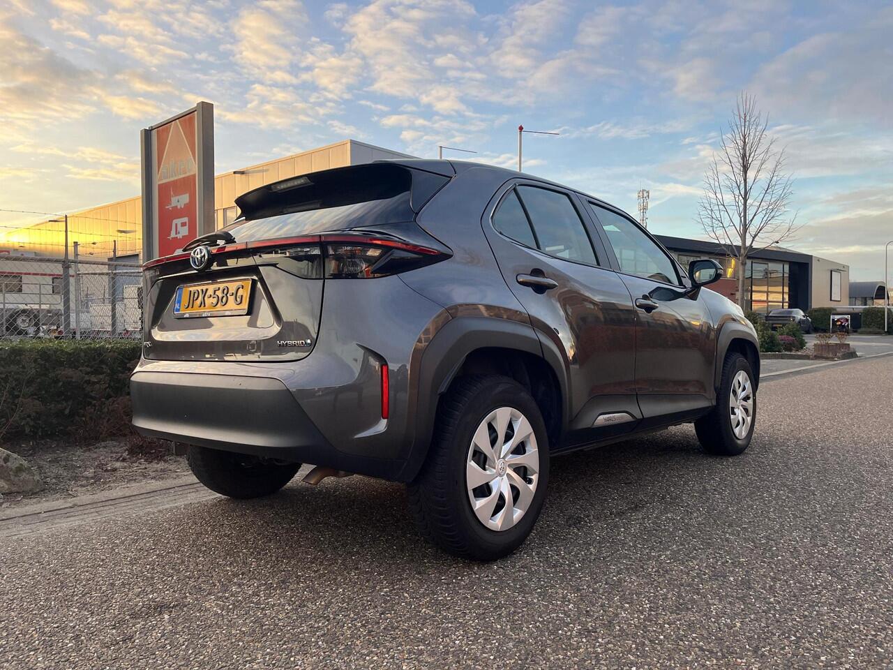 Toyota YARIS Cross 1.5 Hybrid Comfort | Adaptive Cruise Control | Apple/Android Carplay | Achteruitrijcamera |