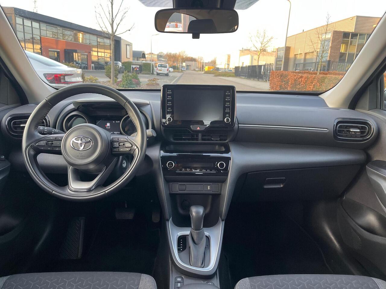 Toyota YARIS Cross 1.5 Hybrid Comfort | Adaptive Cruise Control | Apple/Android Carplay | Achteruitrijcamera |