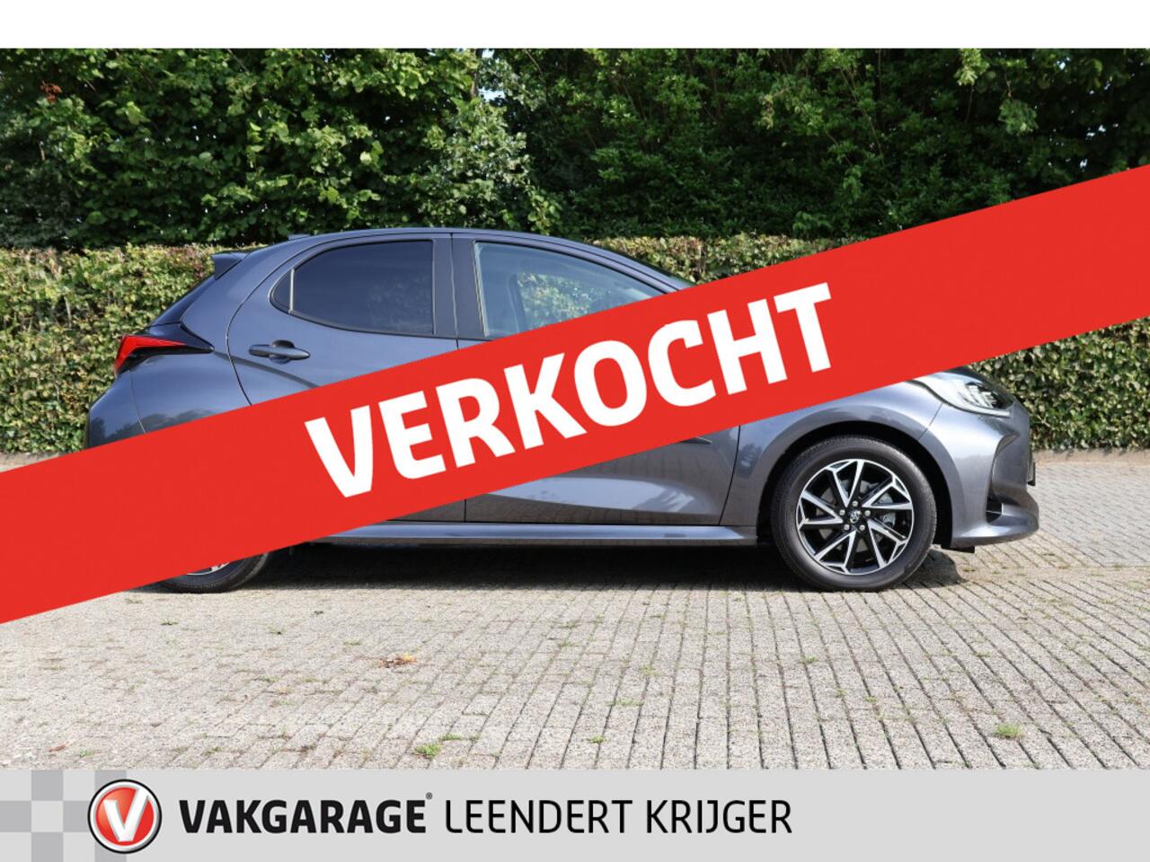 Toyota YARIS 1.5 Hyb. Dynamic|Rijklaarprijs|12 maanden BOVAG garantie
