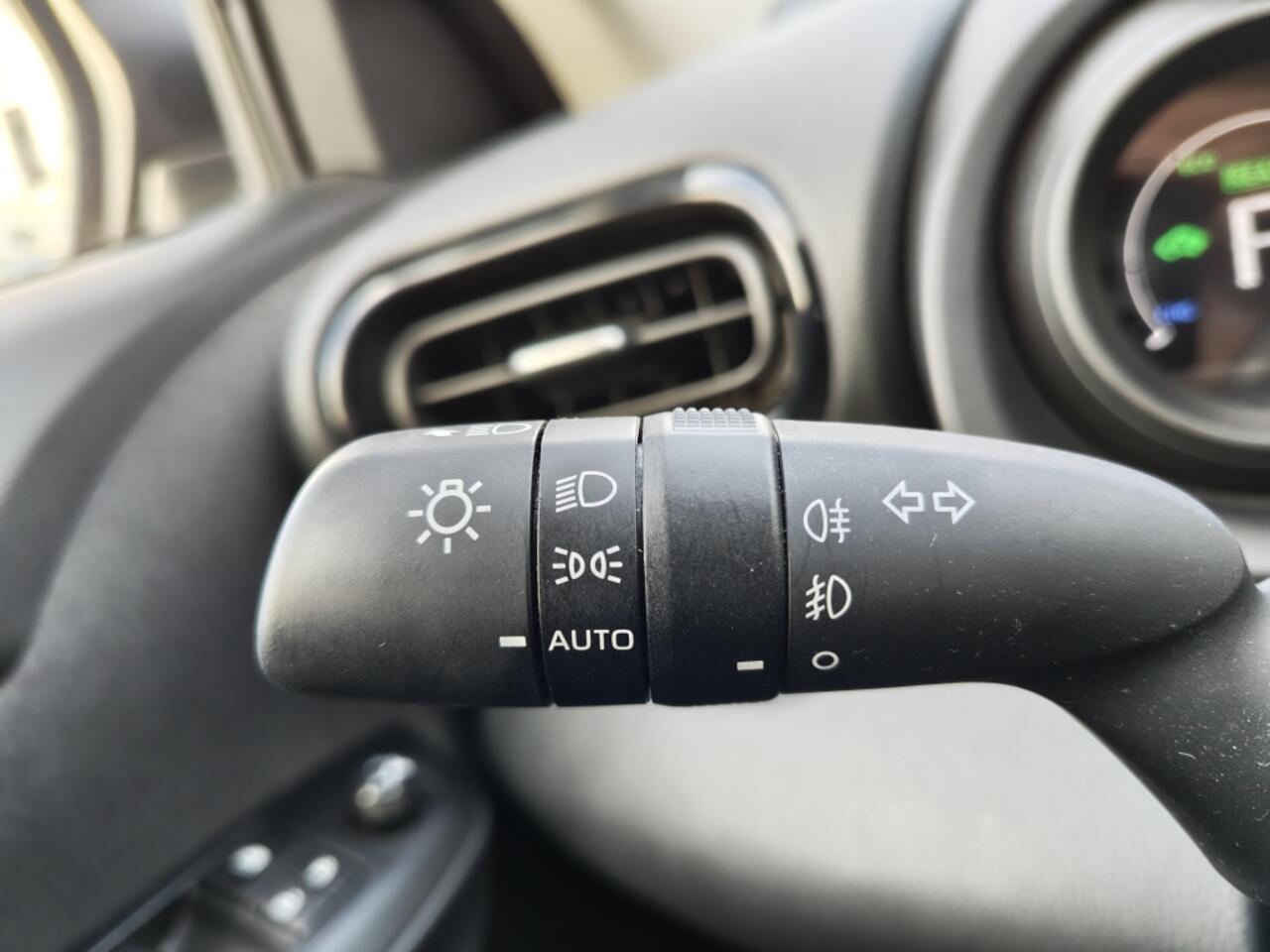 Toyota YARIS Cross 1.5 Hybrid Active | Adaptive Cruise Control | Achteruitrijcamera