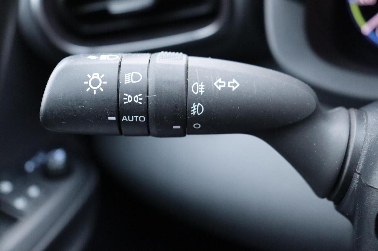 Toyota YARIS Cross 1.5 Hybrid GR Sport, 360 Camera, HUD, Elek achterklep, Blind spot monitor, JBL Audio, Apple carplay, android auto.