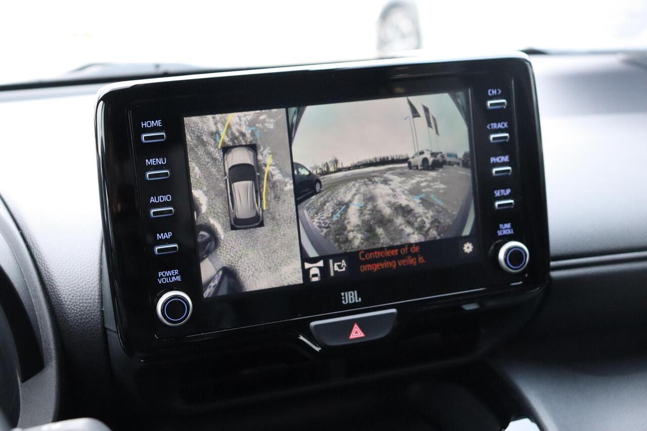 Toyota YARIS Cross 1.5 Hybrid GR Sport, 360 Camera, HUD, Elek achterklep, Blind spot monitor, JBL Audio, Apple carplay, android auto.
