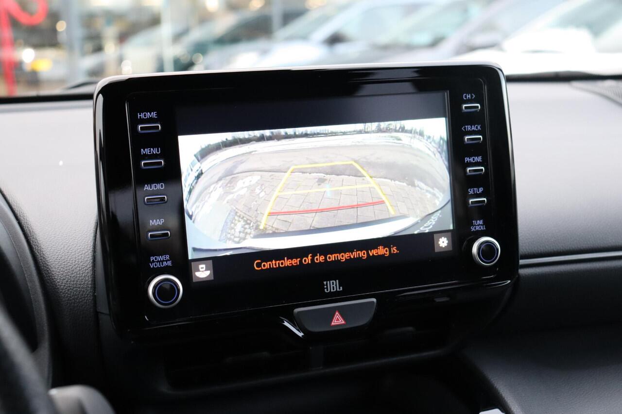 Toyota YARIS Cross 1.5 Hybrid GR Sport, 360 Camera, HUD, Elek achterklep, Blind spot monitor, JBL Audio, Apple carplay, android auto.