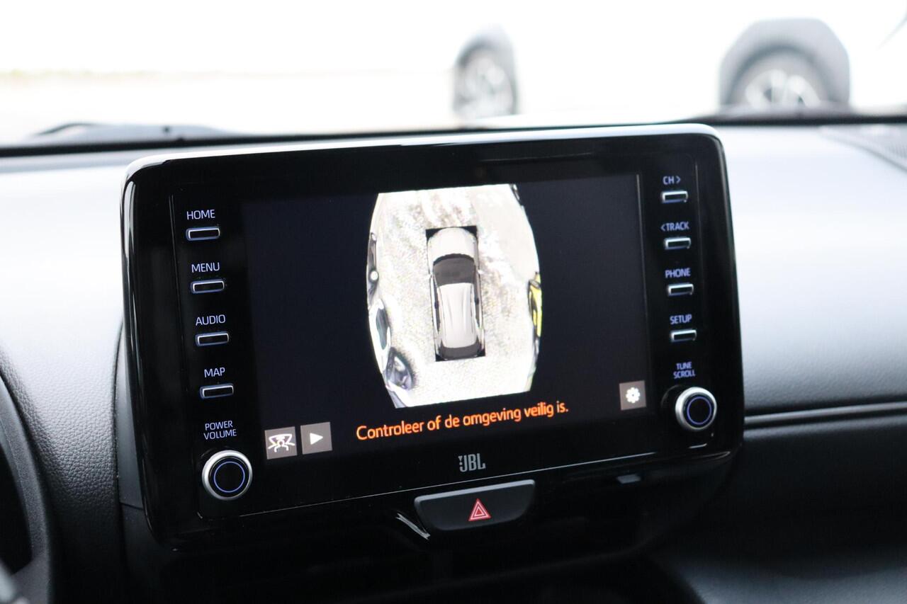 Toyota YARIS Cross 1.5 Hybrid GR Sport, 360 Camera, HUD, Elek achterklep, Blind spot monitor, JBL Audio, Apple carplay, android auto.