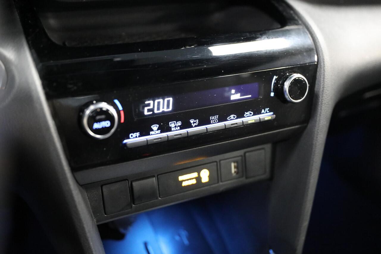 Toyota YARIS Cross 1.5 Hybrid Dynamic | Apple Carplay | Keyless | Camera