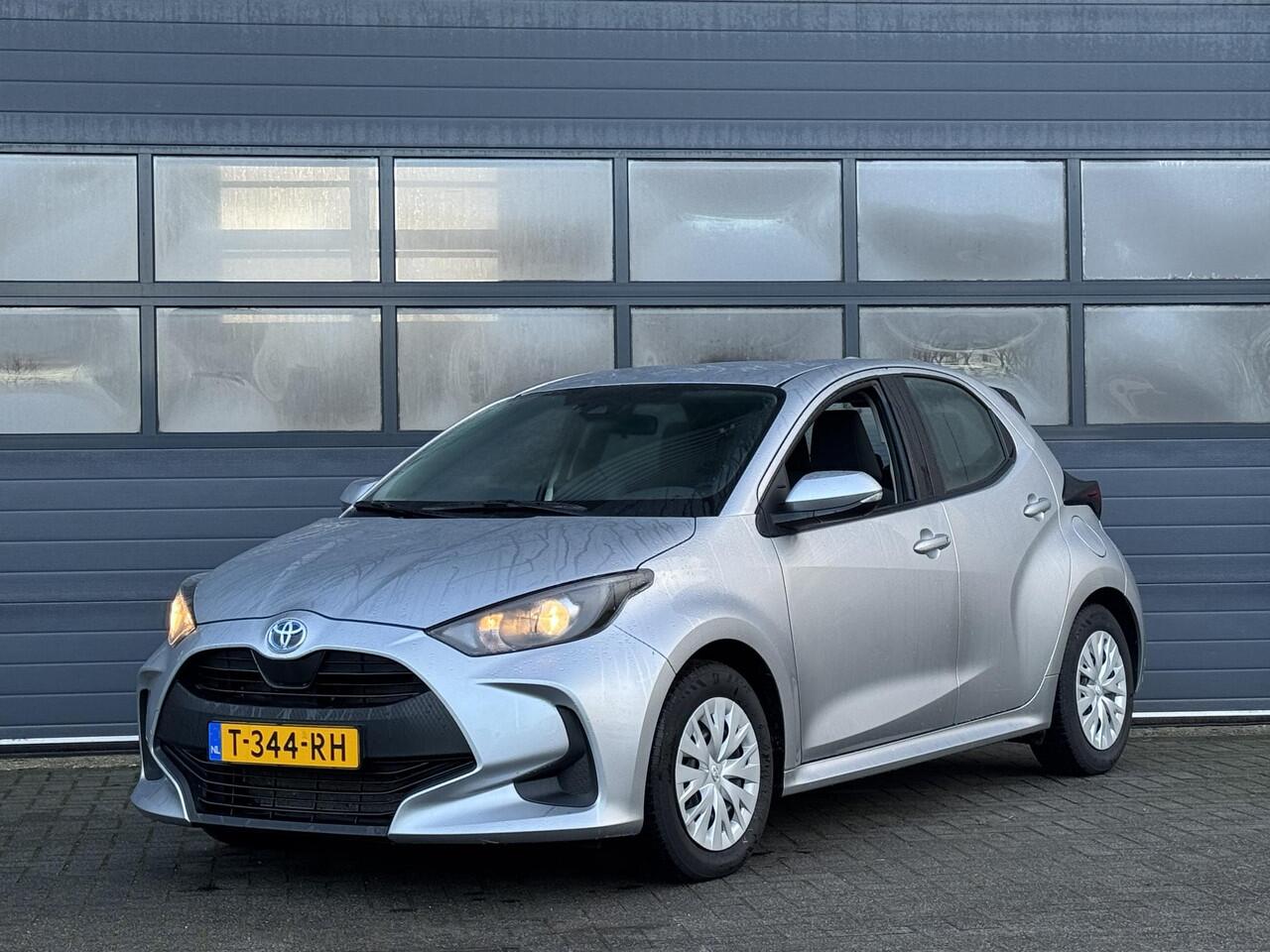 Toyota YARIS 1.5 HYBRID ACTIVE I AUTOMAAT I APPLE CARPLAY I P-CAMERA I ADAPT. CRUISE CONTROL