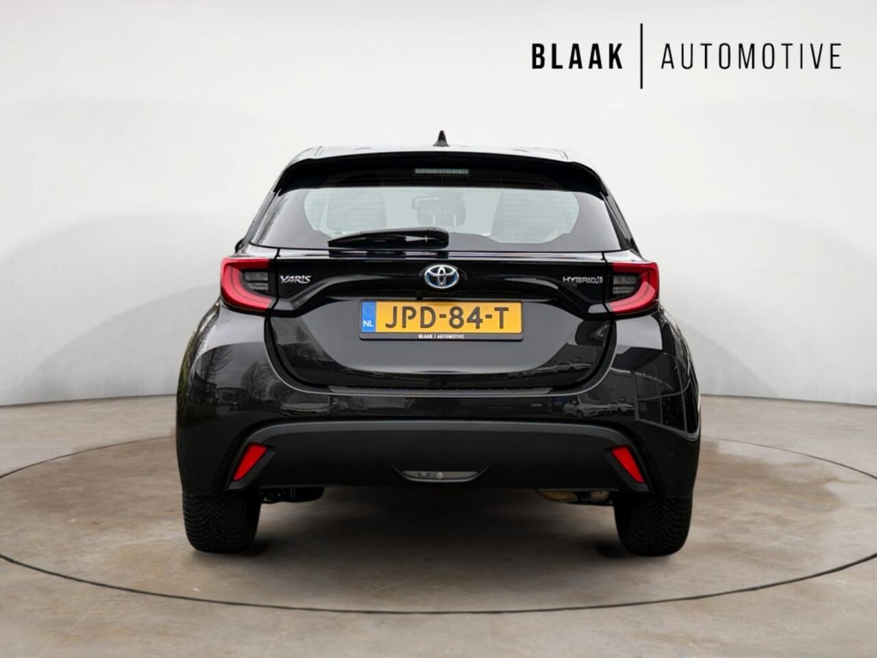 Toyota YARIS 1.5 Hybrid Business