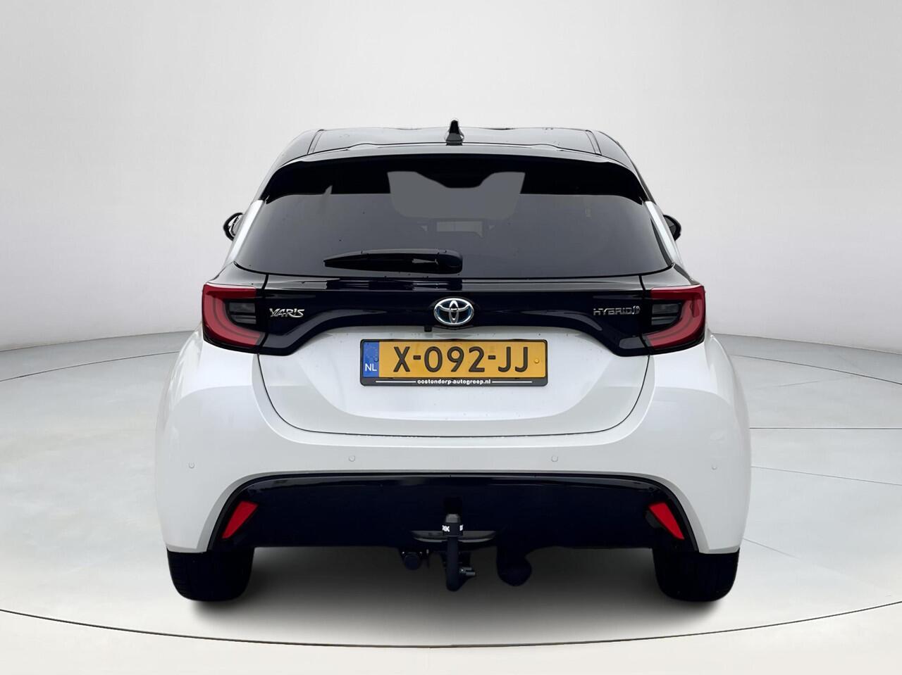 Toyota YARIS 1.5 Hybrid Executive Bi-tone