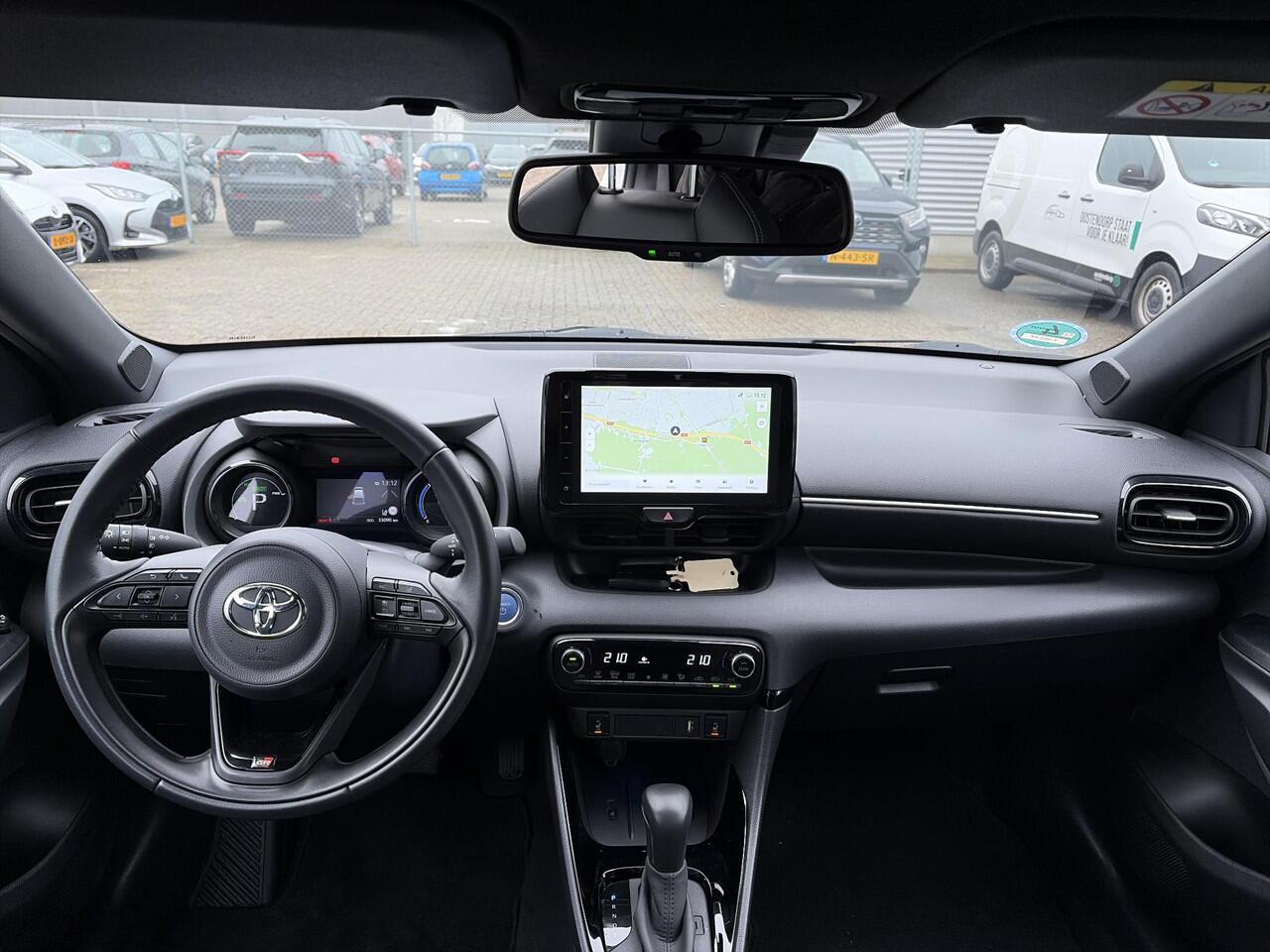 Toyota YARIS 1.5 Hybrid Executive