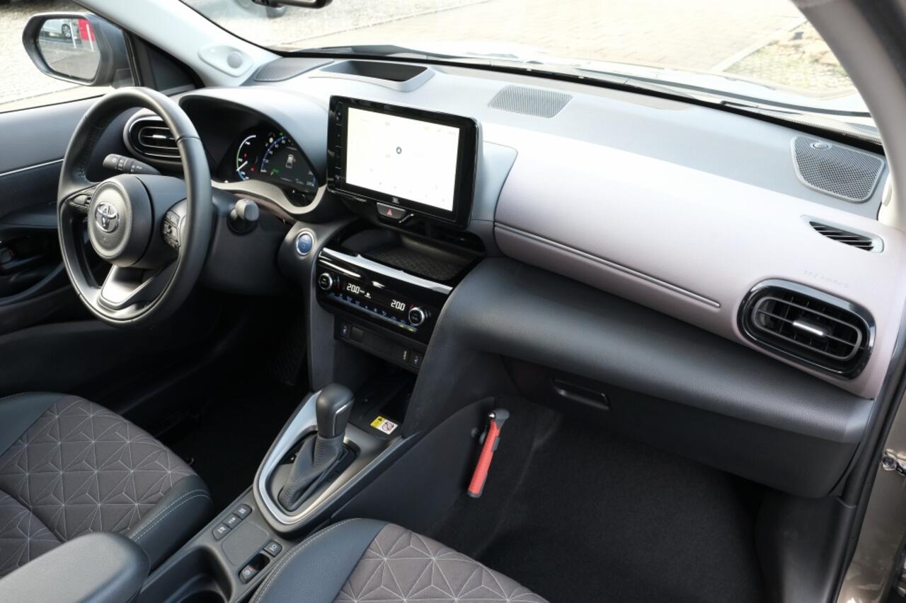 Toyota YARIS Cross 1.5 Hybrid Executive Automaat | Intelligente parkeersensoren voo