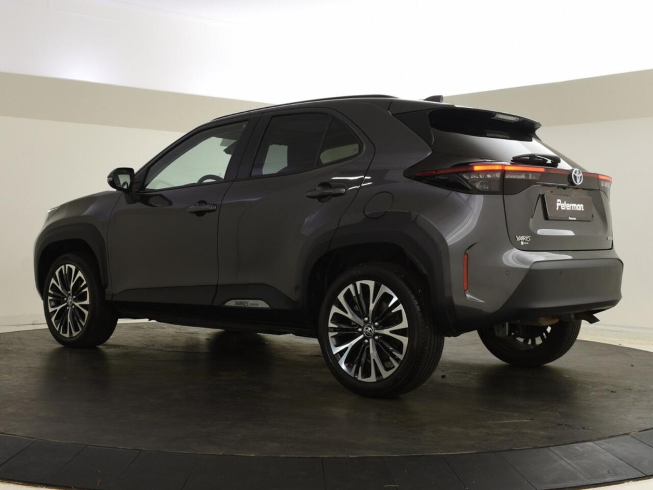 Toyota YARIS Cross 1.5 Hybrid Executive | Panoramadak | Parkeersensoren V+A |