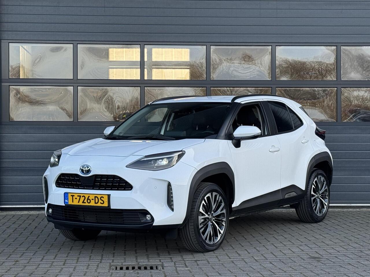 Toyota YARIS CROSS 1.5 HYBRID EXECUTIVE I AUTOMAAT I P-CAMERA I APPLE CARPLAY I CLIMATE CONTROL