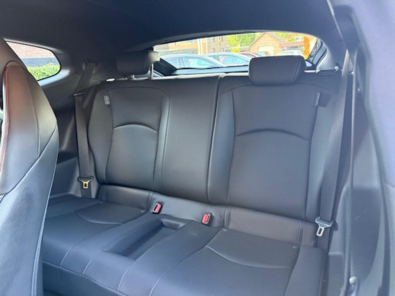 Toyota YARIS 1.6 GR PERFORMANCE KOMPACT