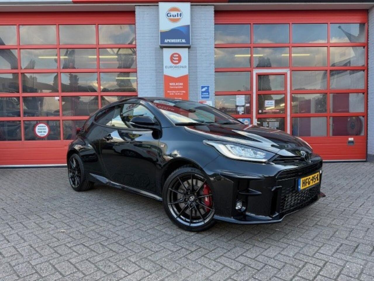 Toyota YARIS 1.6 GR PERFORMANCE KOMPACT