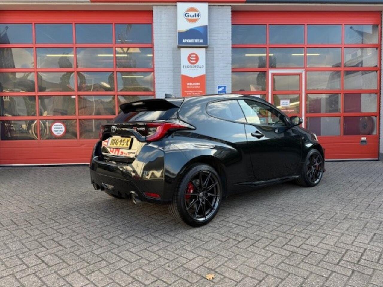 Toyota YARIS 1.6 GR PERFORMANCE KOMPACT