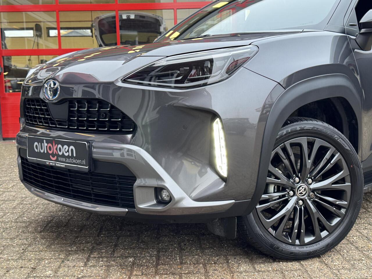 Toyota YARIS Cross 1.5 Hybrid Adventure AWD *JBL/HEAD UP/ELEK KLEP*