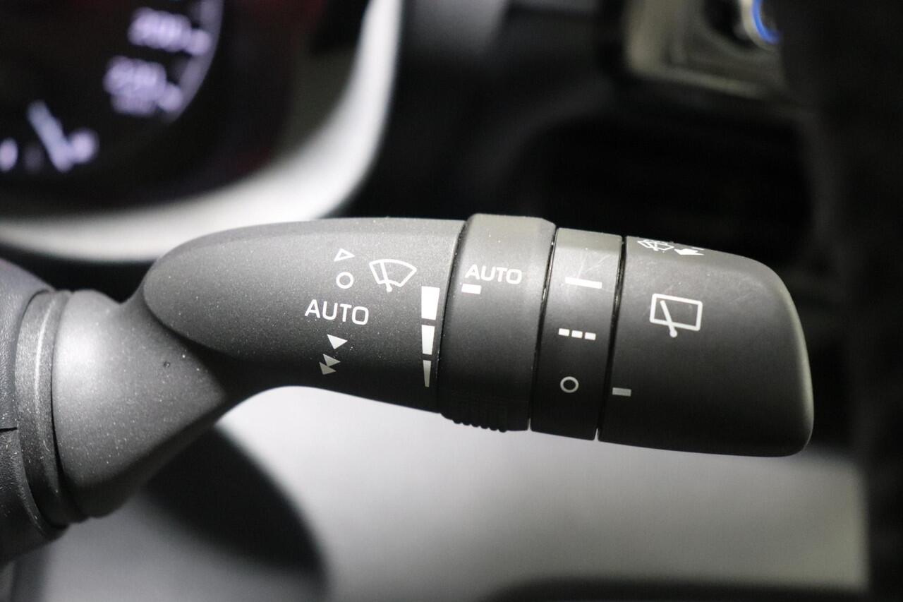 Toyota YARIS 1.5 Hybrid Active, Climate & Cruise Control, Carplay/Android Auto!