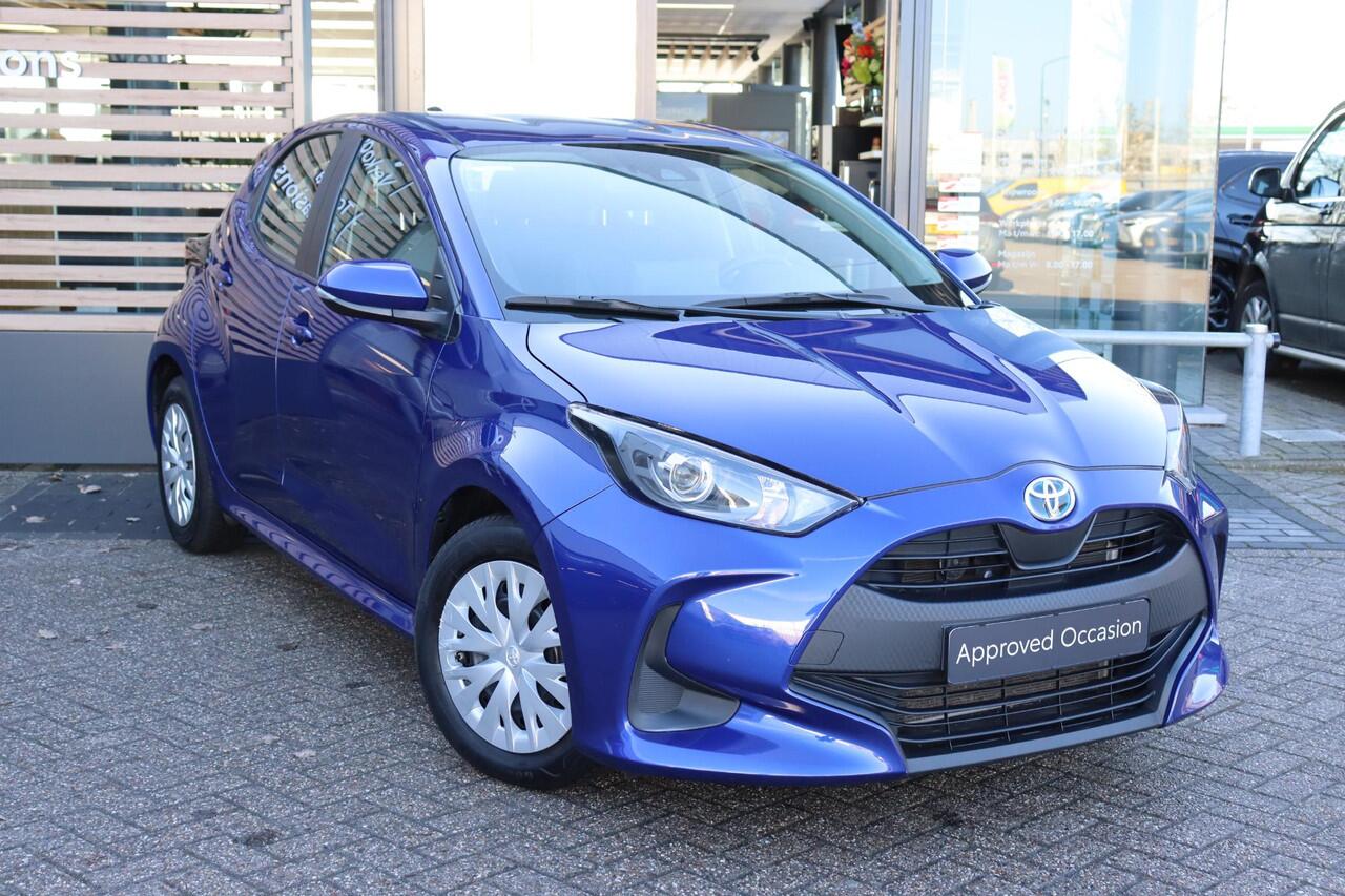 Toyota YARIS 1.5 Hybrid Active, Navigatie, Apple Carplay /Android Auto