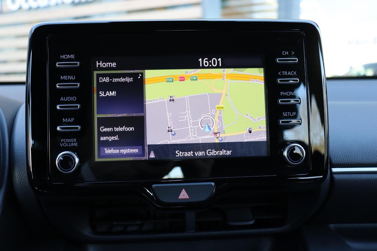Toyota YARIS 1.5 Hybrid Active, Navigatie, Apple Carplay /Android Auto