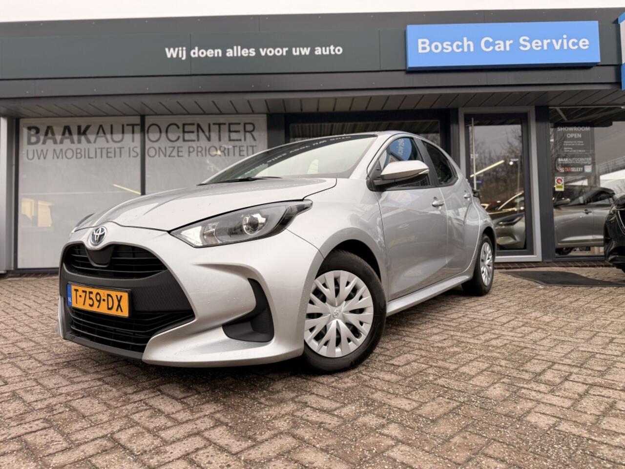 Toyota YARIS 1.5 Hyb. Active | Navigatie | Camera | Climate