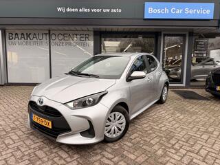 toyota-yaris-1.5-hyb.-active--navi