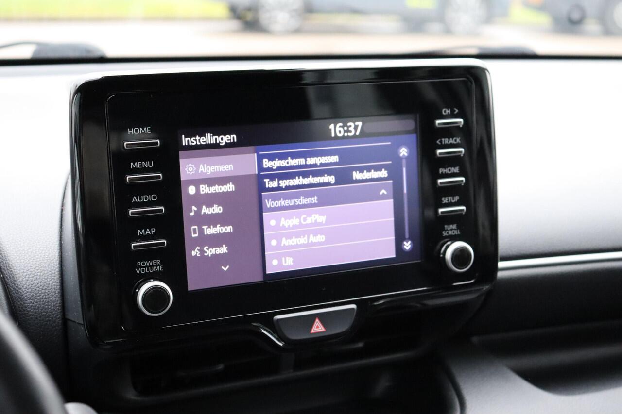 Toyota YARIS 1.5 VVT-i Active, Apple carplay, Android auto