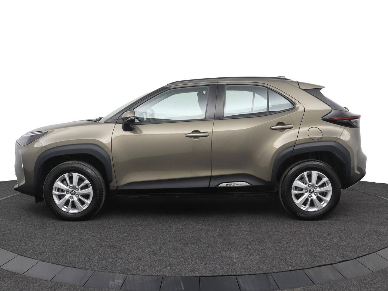 Toyota YARIS Cross 1.5 Hybrid | Lage km stand | Climate control | Parkeercamera | Parkeercamera |